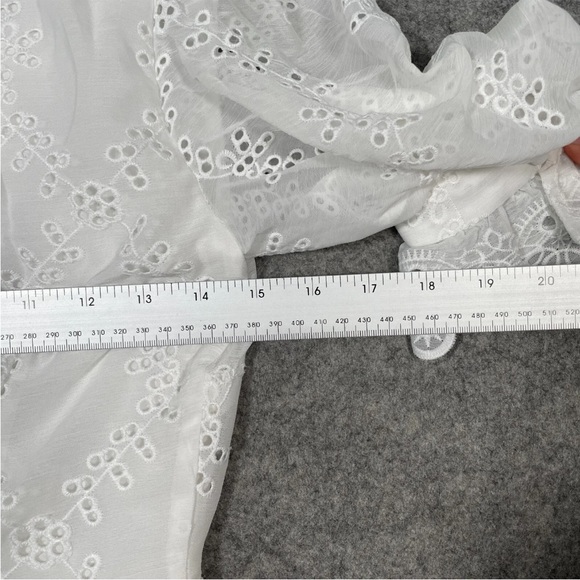 H&M Dress Size UK 6 Womens White Embroidered V Neck Ruffle Cross Front Lined - Picture 12 of 13